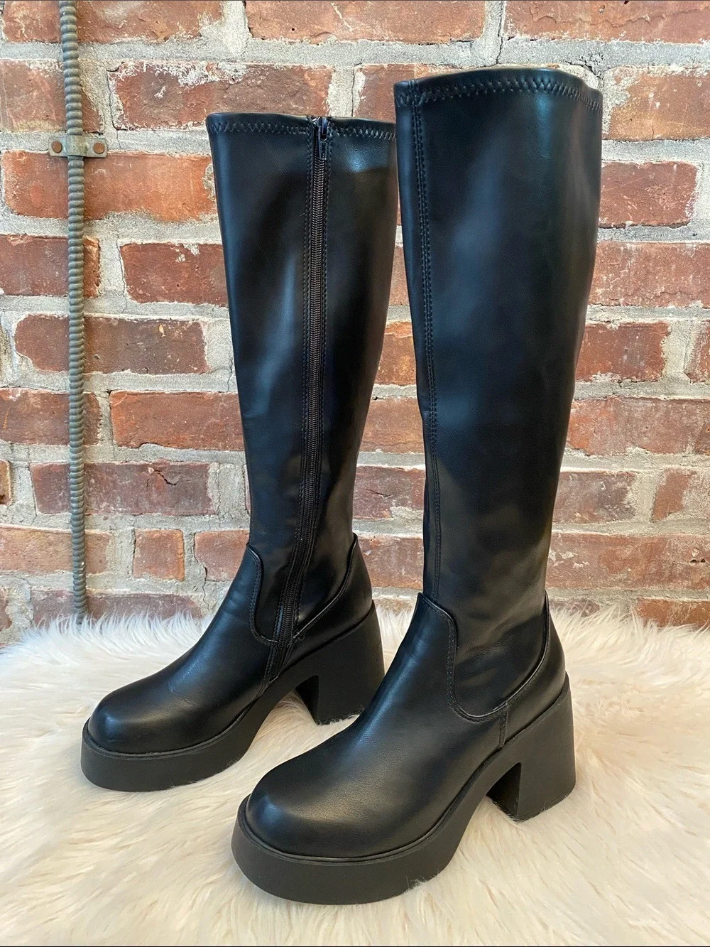 Madden Girl Silass Chunky Heel Platform Festival Zip Up Knee High Boots, Size 8